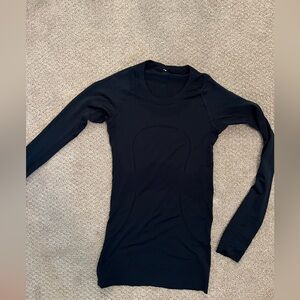 Lululemon swiftly tech long sleeve shirt